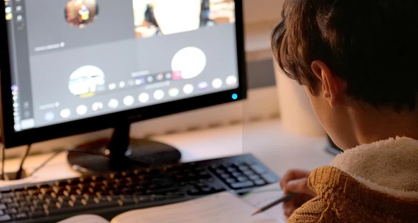 В Сумах часть школ будет работать дистанционно до конца года