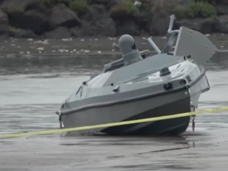 Турецкие рыбаки обнаружили морской дрон, который может быть украинским