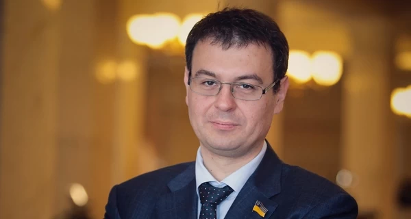 НАПК должно проверить декларацию Гетманцева из-за недвижимости во Франции – эксперт