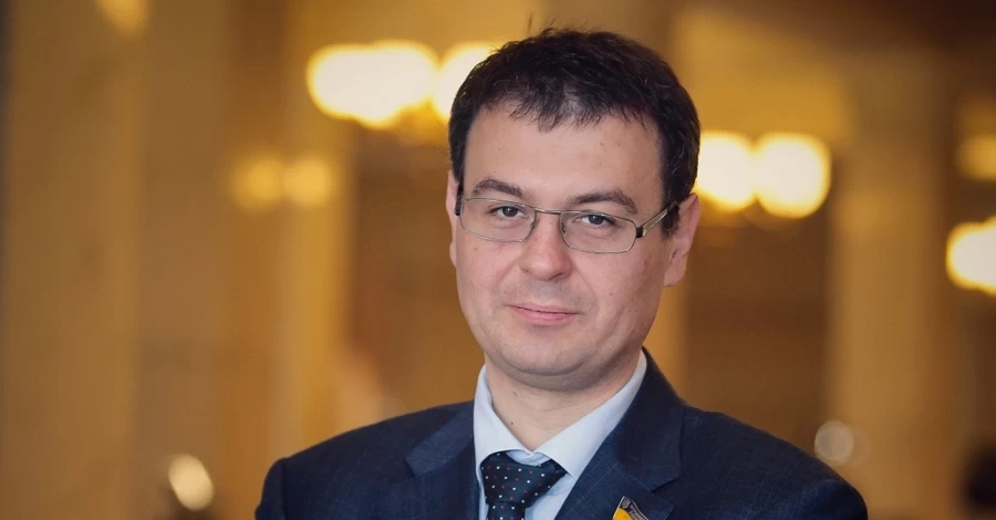 НАПК должно проверить декларацию Гетманцева из-за недвижимости во Франции – эксперт