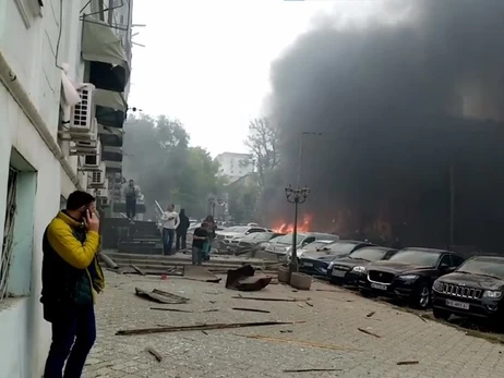 Россия атаковала центр Днепра дронами - один погибший, 20 пострадавших