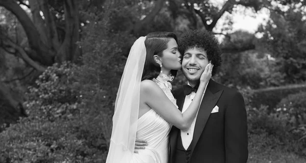 Селена Гомес показала трогательные кадры со свадьбы