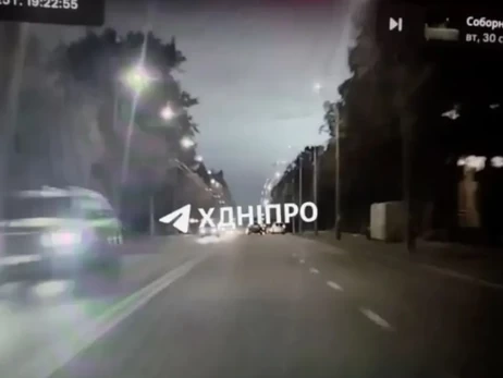 В Днепре и области произошли перебои со светом после странной вспышки в небе 
