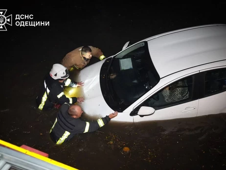Число загиблих через негоду в Одесі зросло до 10 осіб