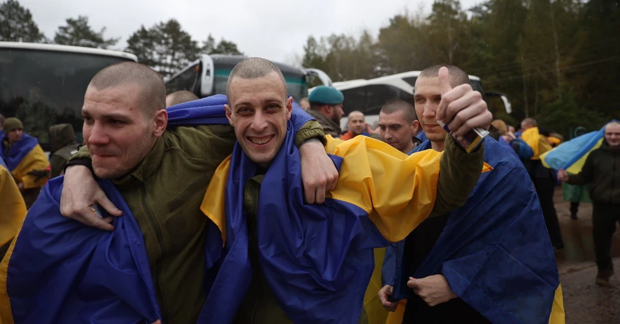 З російського полону повернули ще 185 захисників та 20 цивільних