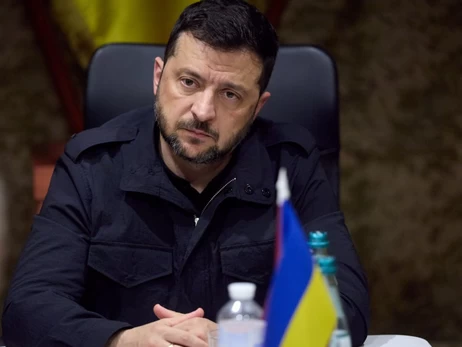 Зеленський заявив, що розраховує отримати від Трампа нову далекобійну зброю  