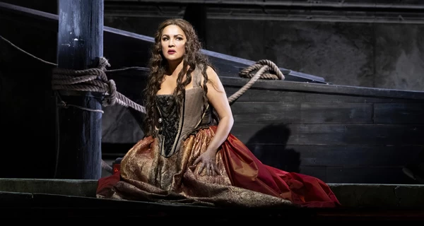 В Румынии отменили концерт российской оперной певицы Анны Нетребко