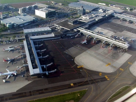 В Чехии заявили об угрозе приближения дронов к аэропорту Праги