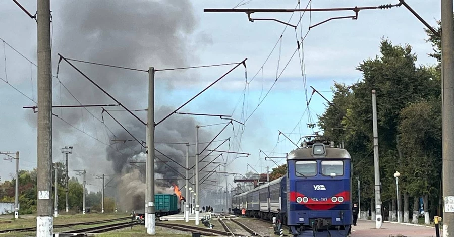 РФ продовжує атакувати Шостку - місто без світла та води, мешканців просять обмежити використання газу