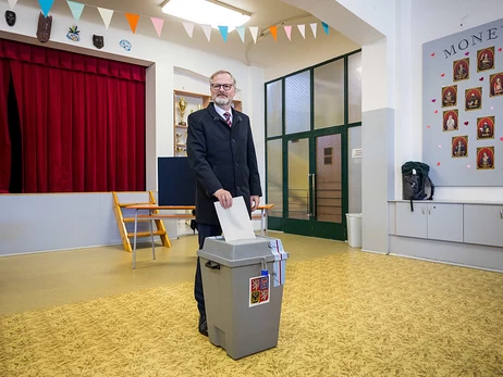 Фіала визнав поразку своєї партії на виборах та привітав Бабіша з перемогою