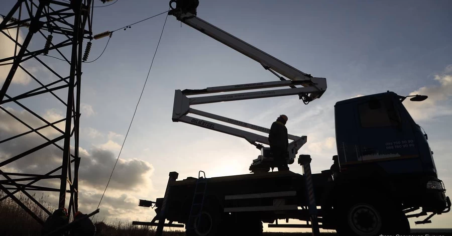 РФ ударила по энергетике в Донецкой области - часть населенных пунктов опять без света