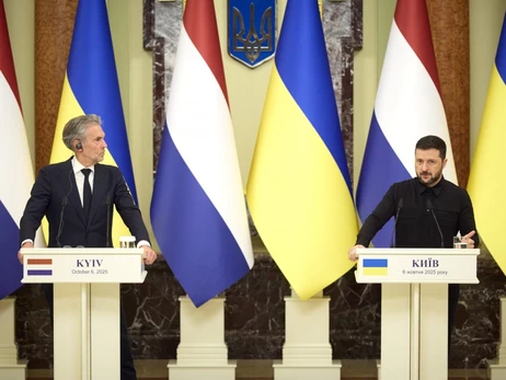 Україна останніми днями застосовує для ударів по РФ лише вітчизняні далекобійні засоби, - Зеленський