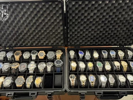 Проводники помогали завозить в Киев контрабандные Rolex в поездах из Варшавы, — БЭБ