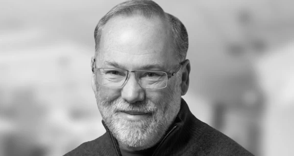 Нобелевский комитет через 20 часов связался с лауреатом, отправившимся в горы