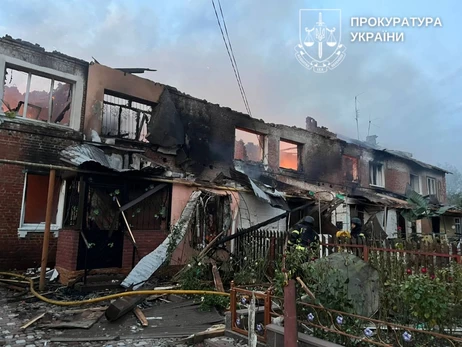 В Сумской области из-за атаки дрона на дом госпитализированы ребенок, мать и бабушка