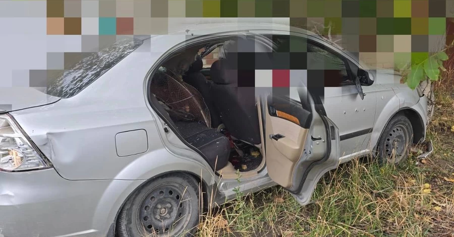 В Херсоне в результате атаки дрона на автомобиль погибли мужчина и женщина