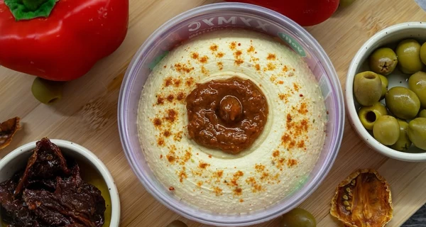 В результате ракетного удара по Киеву пострадал завод по производству хумуса Yofi