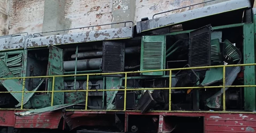 Россия снова ударила по энергетике и железнодорожной инфраструктуре: часть поездов задержится