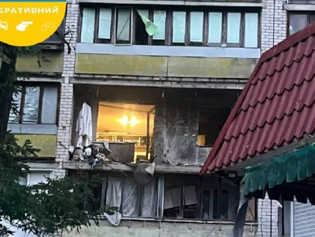 У київській багатоповерхівці пролунав потужний вибух - загинула людина