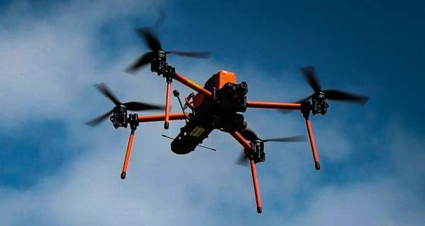 В Херсоне российский дрон атаковал автомобиль коммунальщиков - есть погибший и раненые