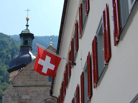 Швейцария ограничит предоставление защиты для украинцев из западных областей