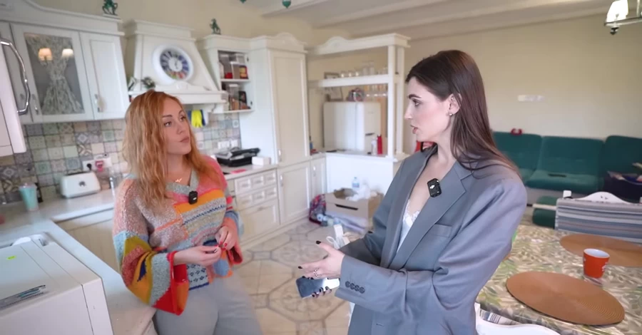 Елена Тополя показала восстановленную после обстрела квартиру