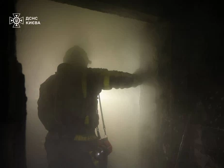 Правоохоронці показали перші хвилини роботи поліції після обстрілу Києва 