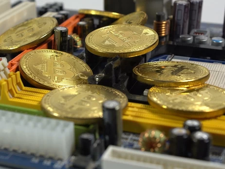 Bitcoin втратив тисячі доларів за хвилини після заяви Трампа про нові мита