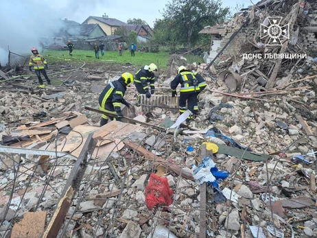 В больнице умер мужчина, чья семья погибла от ракетного удара на Львовщине