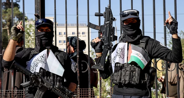 Афганістан розпочав наступ на Пакистан - на кордоні спалахнули бої