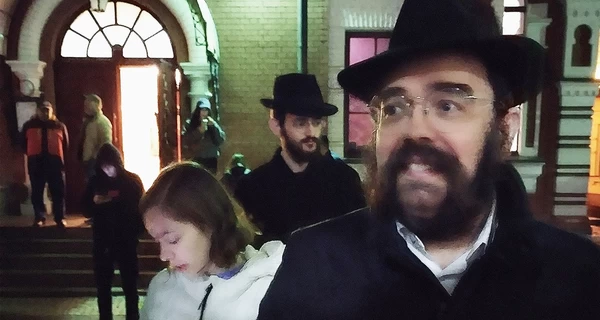 Возле синагоги в Киеве неизвестные напали на членов иудейской общины