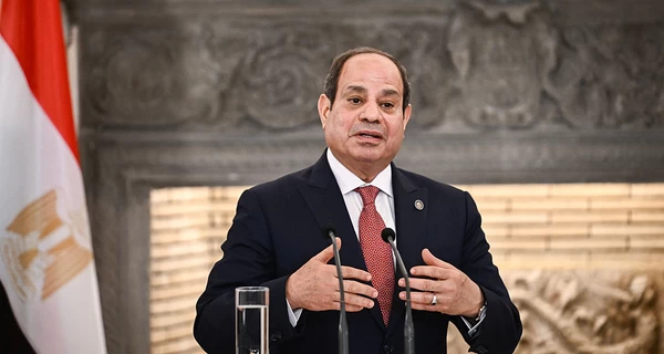 Президент Єгипту нагородив Трампа орденом за “вирішальну роль у припиненні війни у ​​Газі”