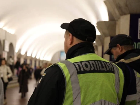 Полиция задержала подростков, избивших человека в киевском метро