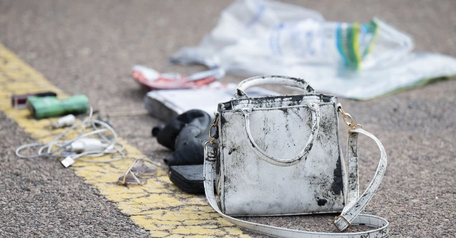 В Южной Африке автобус провалился в пропасть, погибли 42 человека