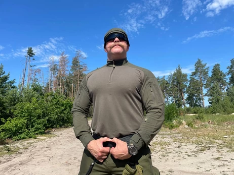 Володимир Ращук - про муштрування колег в кадрі, цивільних і військових та що розчулює і болить