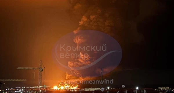 В Крыму раздались взрывы, после удара дроном горит нефтебаза 