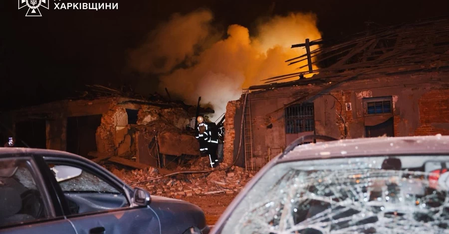 Россияне ударили КАБами по больнице в Харькове