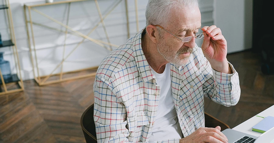 Пенсії та соцдопомогу можуть призупинити: 7 актуальних запитань, як пройти верифікацію