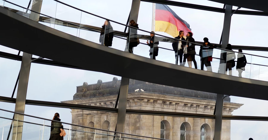 У Німеччині повідомили про значне зростання кількості українців, що прибувають