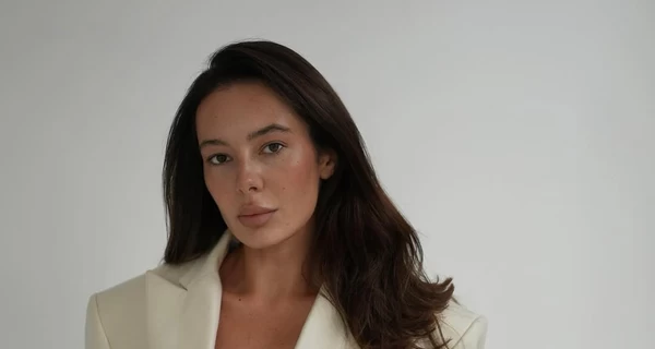 У блогера Ксюши Манекен мошенники украли 6 миллионов гривен через банк