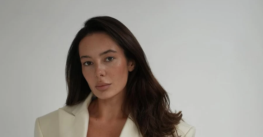 У блогера Ксюши Манекен мошенники украли 6 миллионов гривен через банк