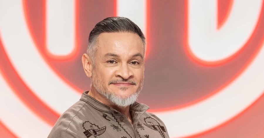 Эктор Хименес-Браво на архивном фото показал, как выглядел в начале карьеры