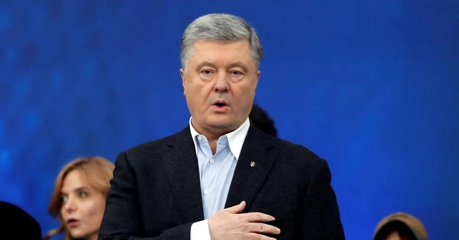 Порошенка зловили на піарі на ЗСУ за бюджетні кошти