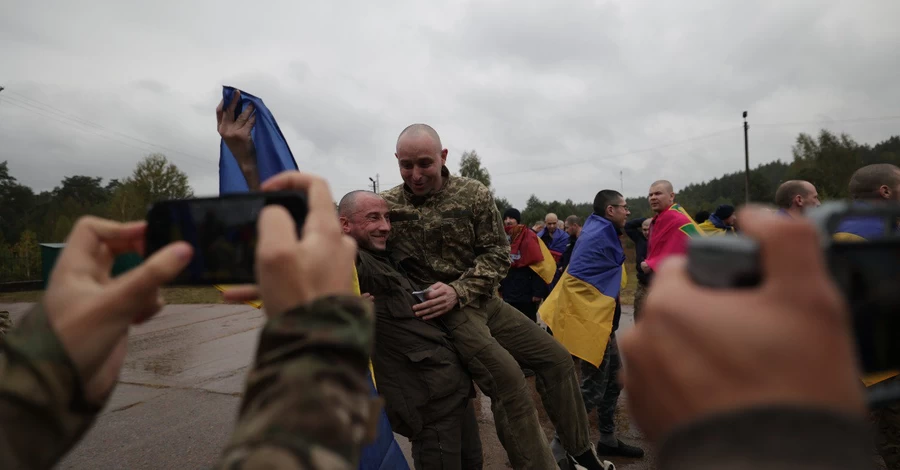 З початку війни Україна повернула з російського полону 6235 українців