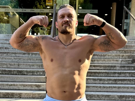 Усик заявив, що боксуватиме до 41 року, а потім побудує академію спорту