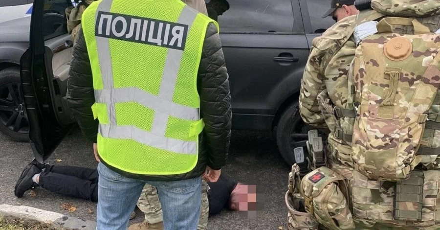 В Харькове задержали банду, которая похитила криптоинвестора возле обменника