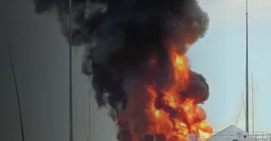 В Генштабе подтвердили удары ВСУ по нефтебазе и военным целям в Крыму