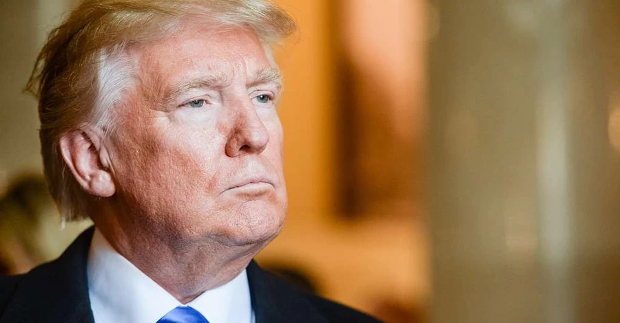 Трамп заявив, що його зустріч із Путіним буде двосторонньою, але Зеленський буде на зв'язку 