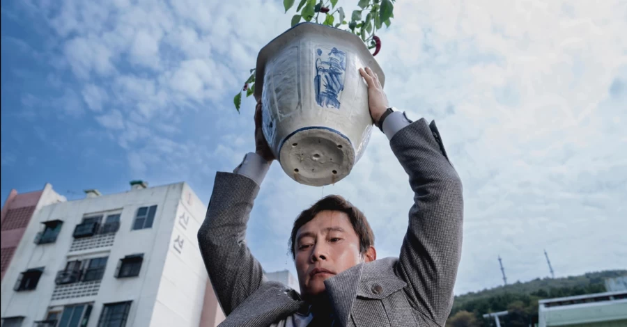 «Нет другого выбора» Пак Чхан Ука: самый смешной и человечный фильм режиссера «Олдбоя»