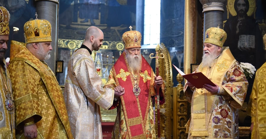 Патриарх Филарет в своем духовном завещании запретил отпевать его архиереям ПЦУ